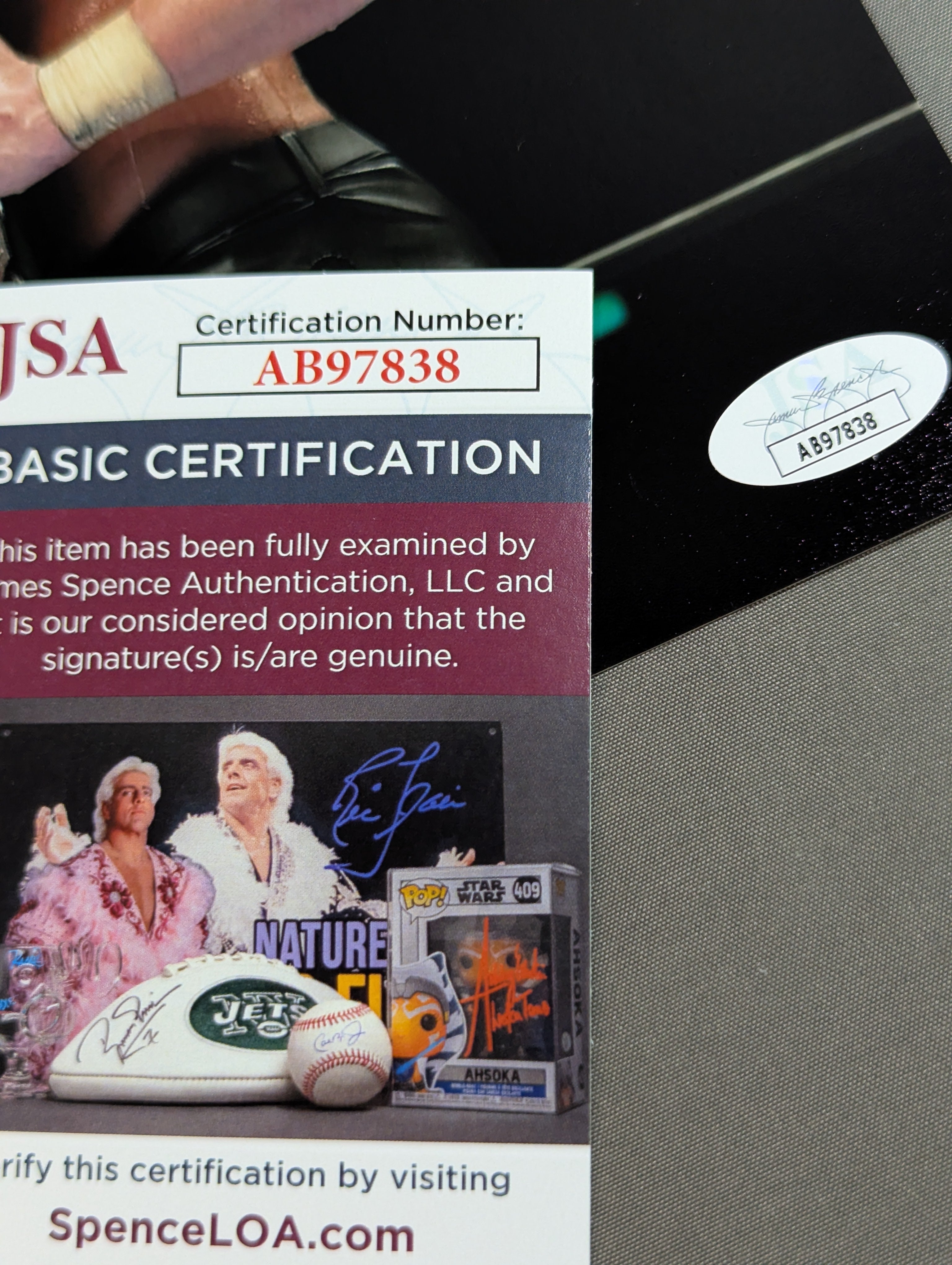 棚橋弘至＆ケニー・オメガ 直筆Wサイン入り ポートレート(JSA証明