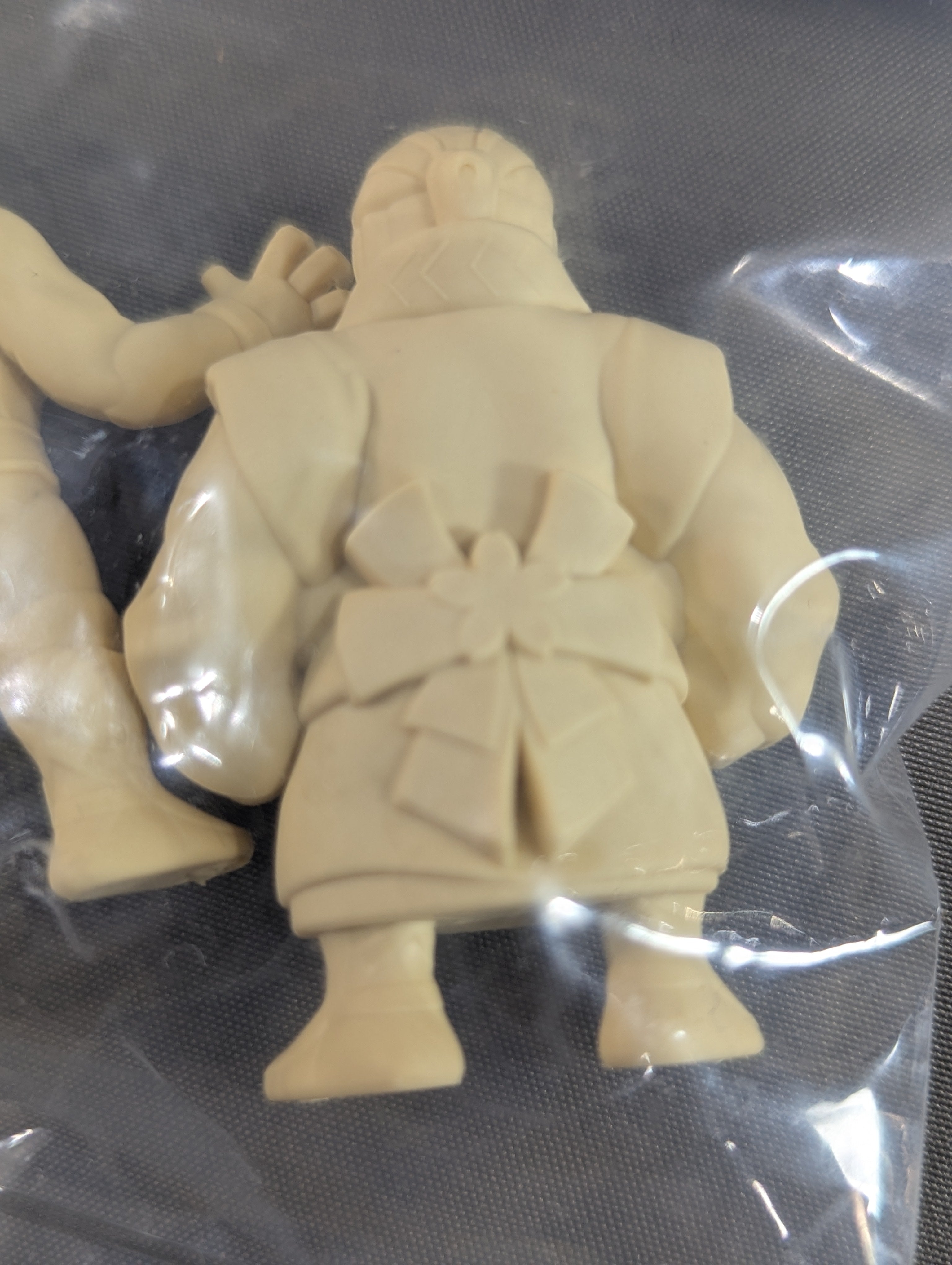 里村明衣子 消しゴムフィギュア – 闘道館