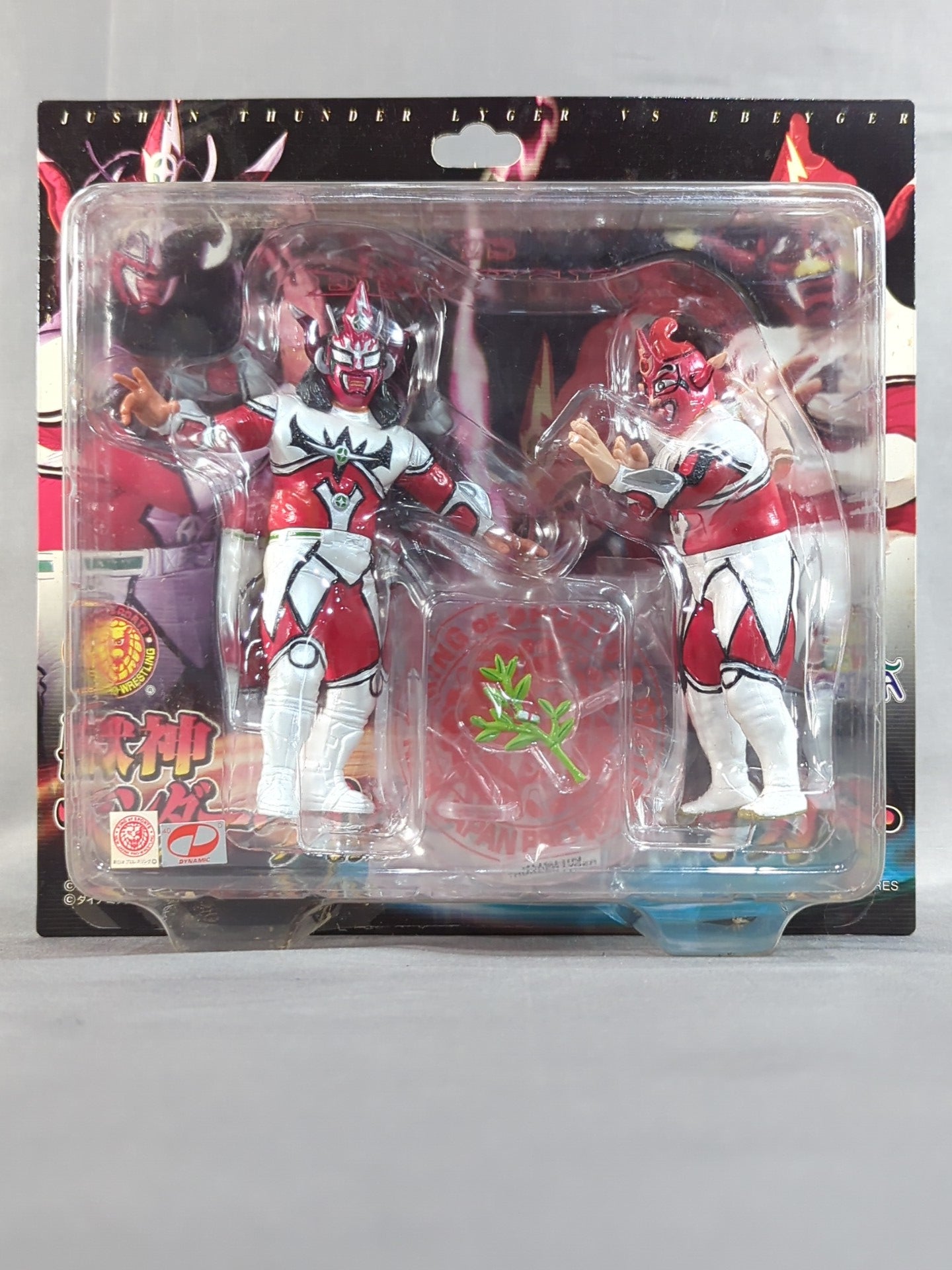 Jushin Thunder Liger  vs Ebeiger (Red)