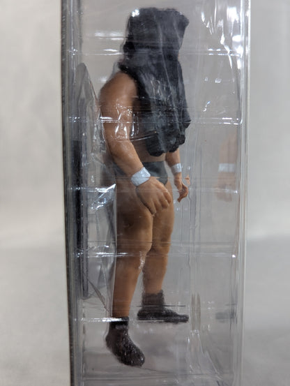 Minoru Suzuki (black shoes, black towel)