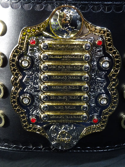 4代目IWGPへビー級王座チャンピオンベルト(50周年記念モデル・通常版)