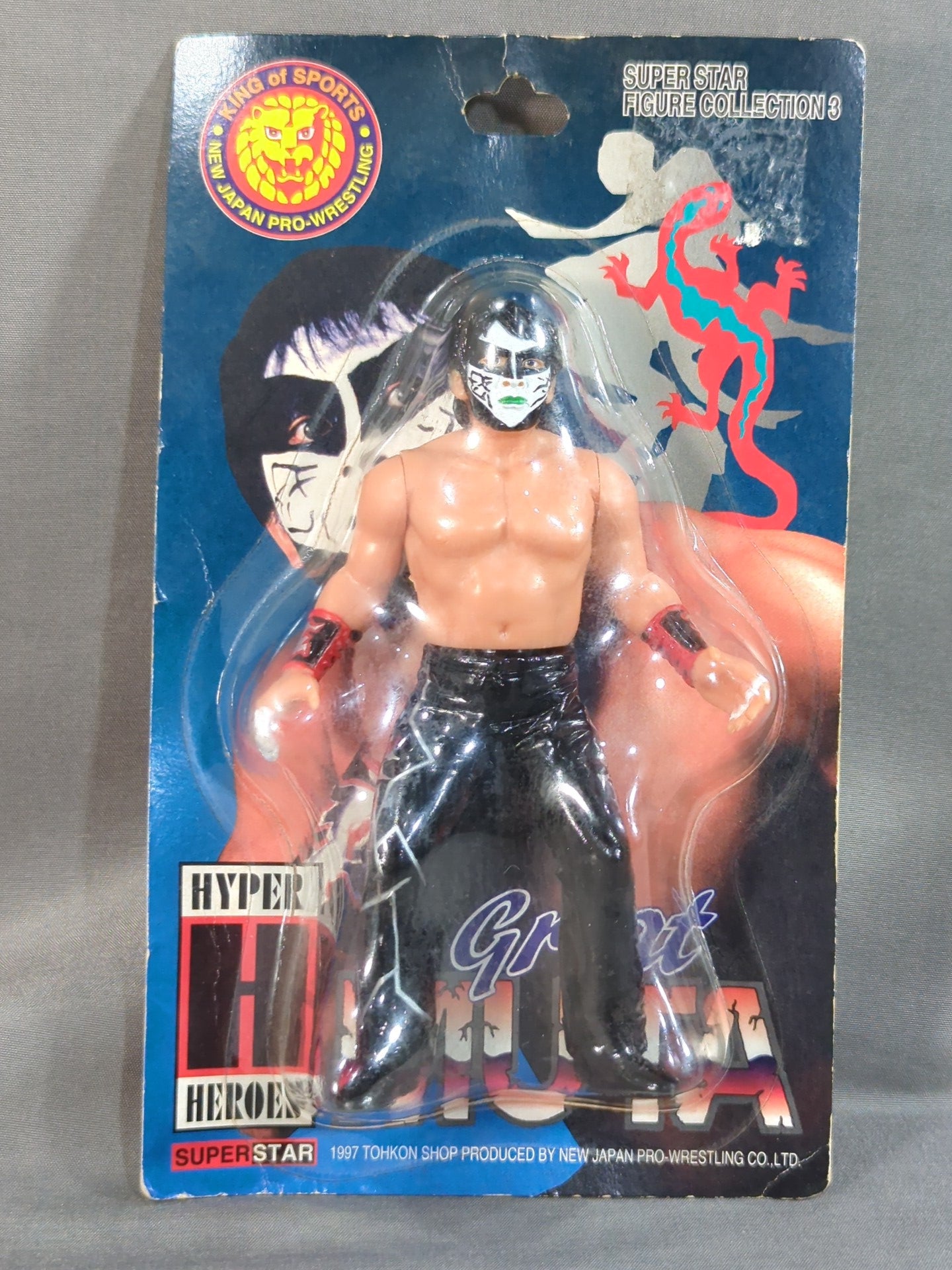 Great  Muta (white paint)