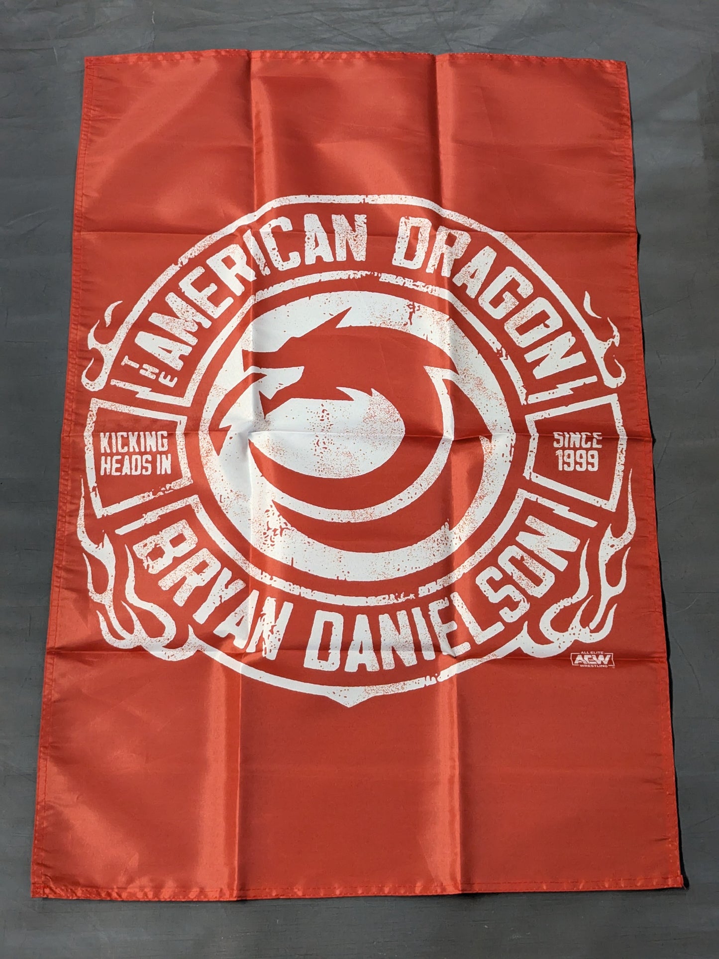 ブライアン・ダニエルソン フラッグ