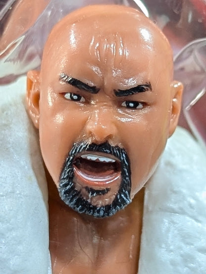 武藤敬司(白ガウン・LOVEポーズ・UNベルト)