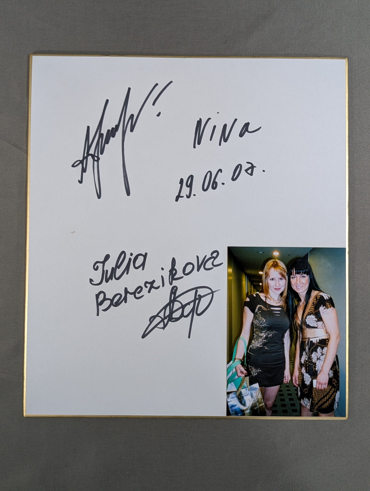 ユリア・ベレジコワ＆ニーナ・アブロソワ(生写真貼付)