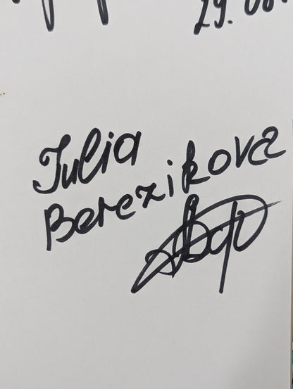 ユリア・ベレジコワ＆ニーナ・アブロソワ(生写真貼付)