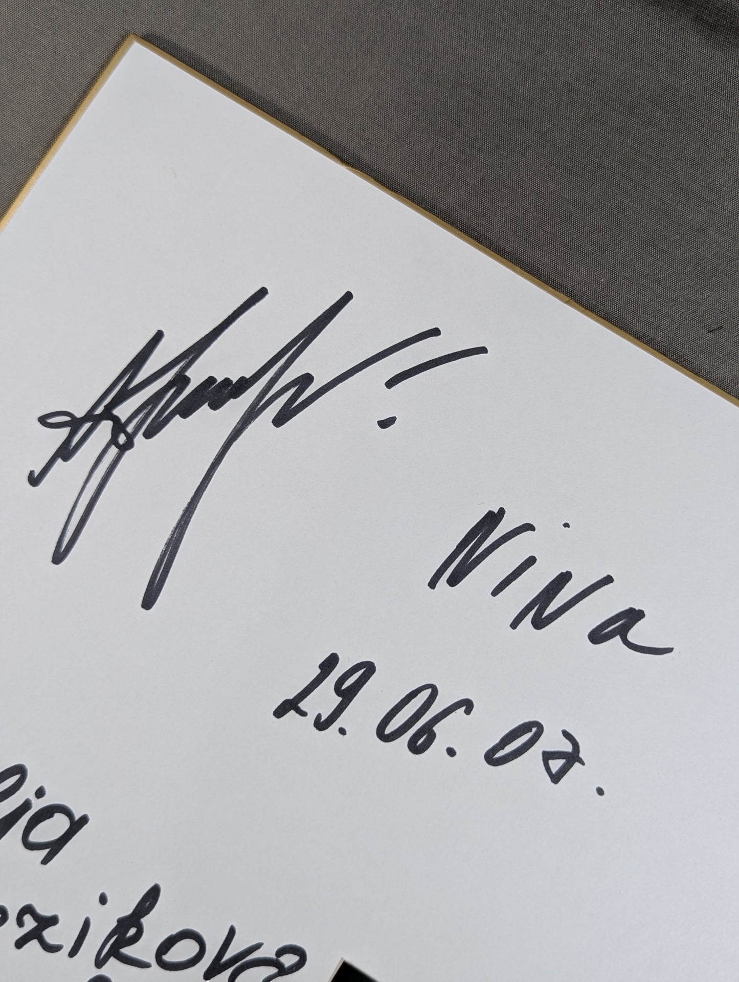 ユリア・ベレジコワ＆ニーナ・アブロソワ(生写真貼付)