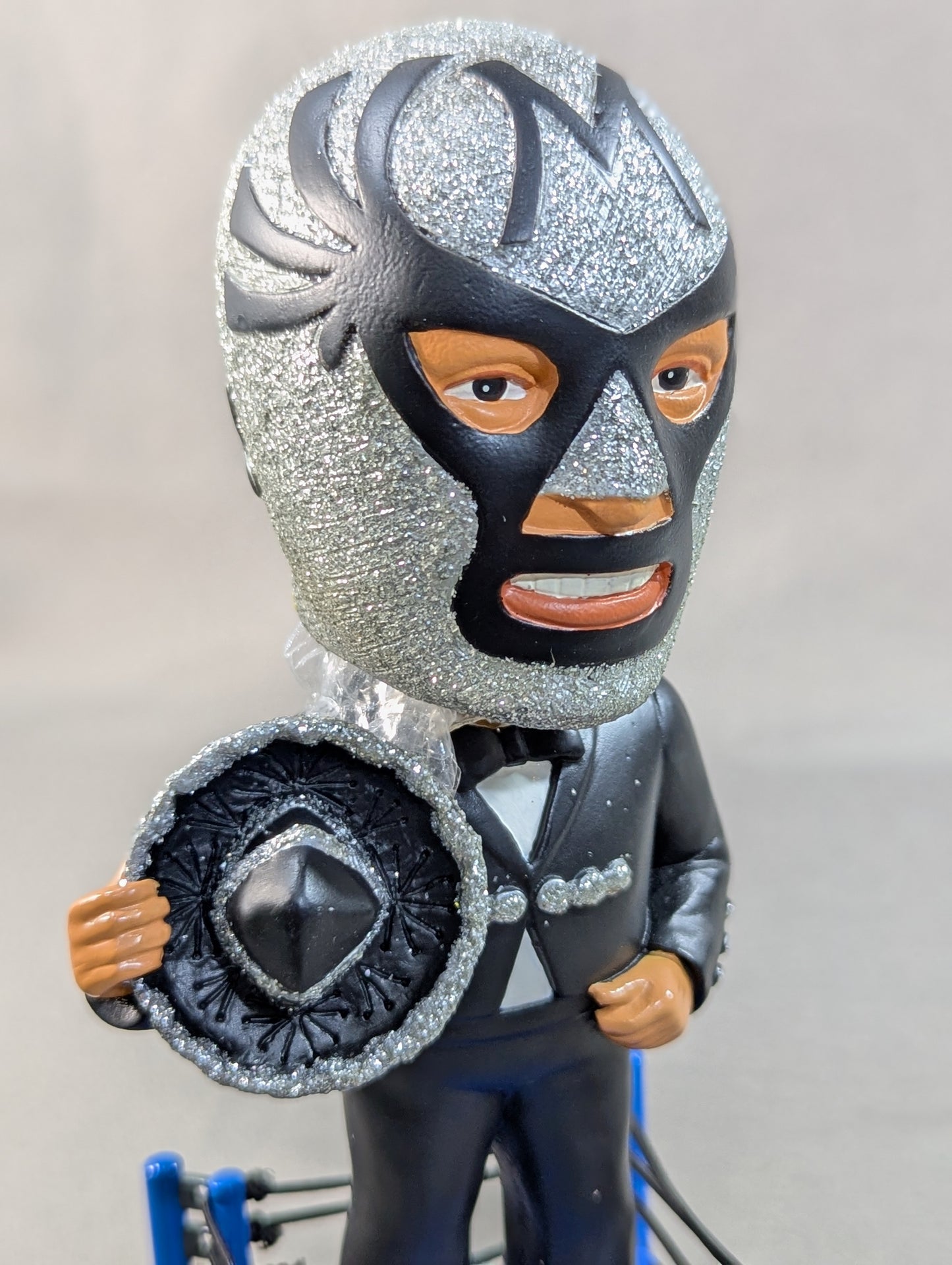 ★デポマート限定★ ミル・マスカラス(マリアッチ) ボビングヘッド人形