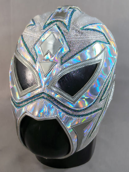 グレイ・シャドウ(ロッキー・ロメロ)