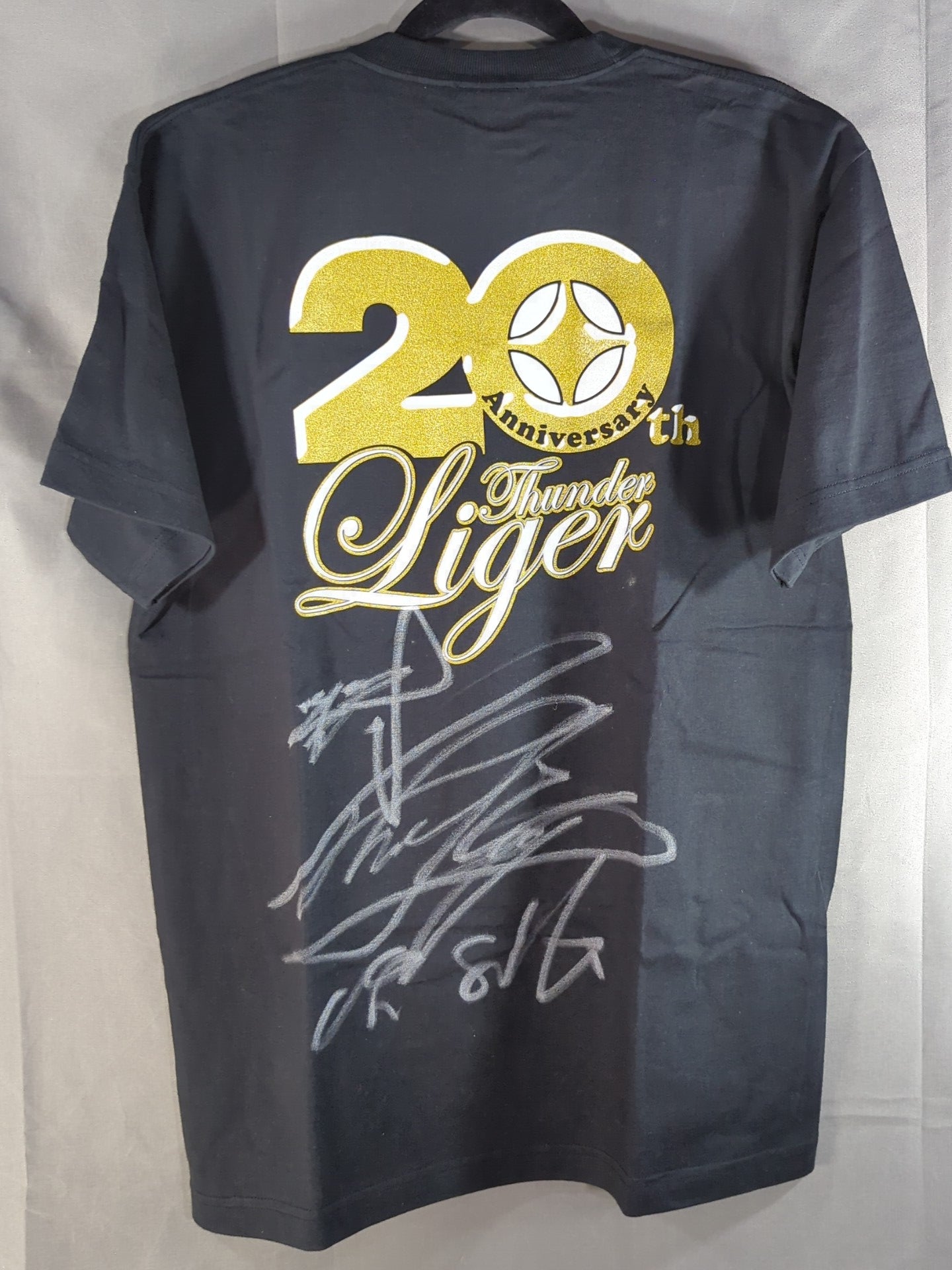 【直筆サイン入り】獣神サンダー・ライガー「20th ANNIVERSARY」Tシャツ