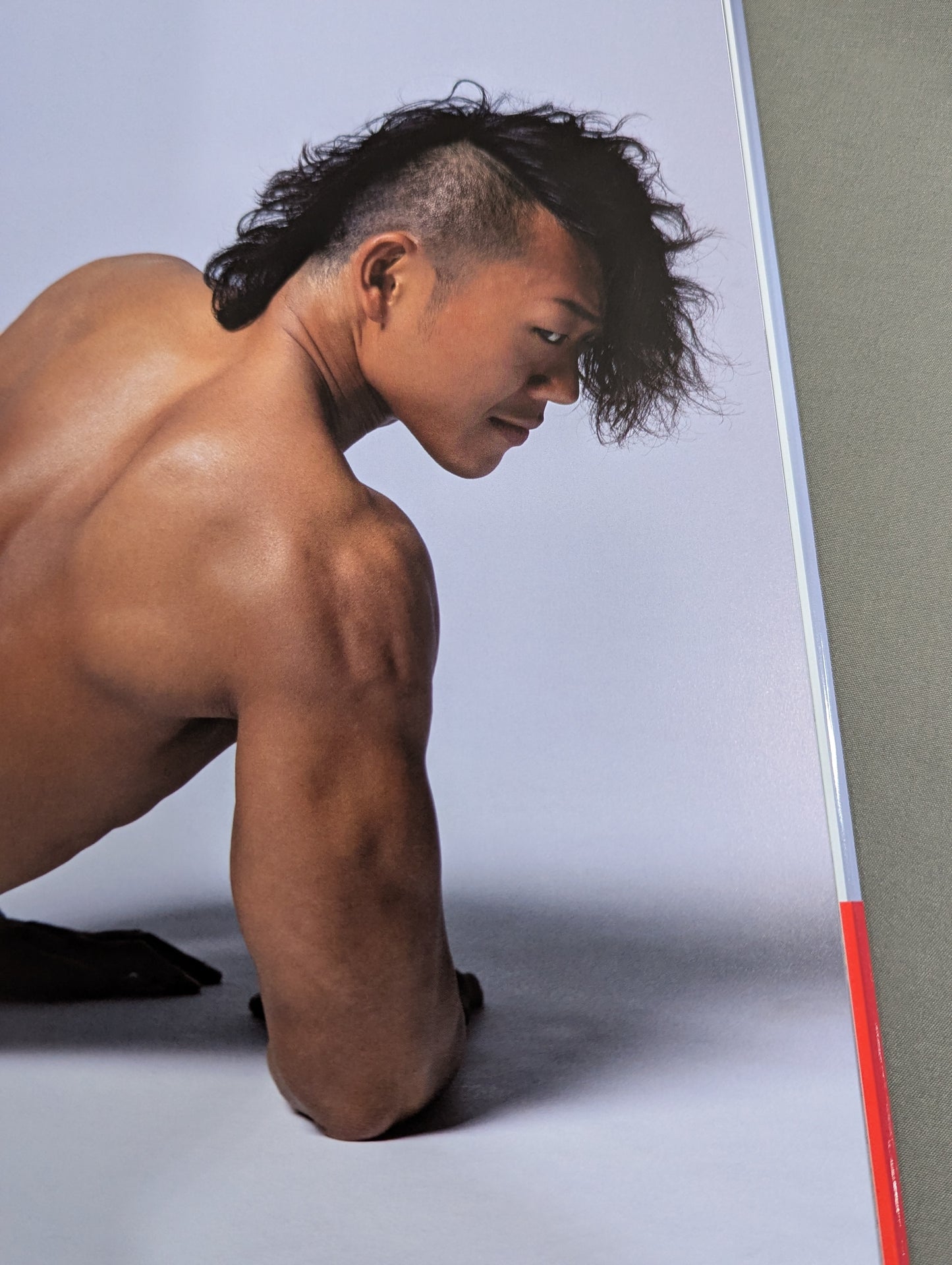 遠藤哲哉 写真集『TETSUYA IN THE NAKED』