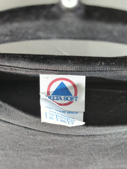 レッスルマニアXL コーディ・ローデス＆セス・フリーキン・ロリンズvsロマン・レインズ＆ザ・ロック ピクチャーTシャツ(ブラック)