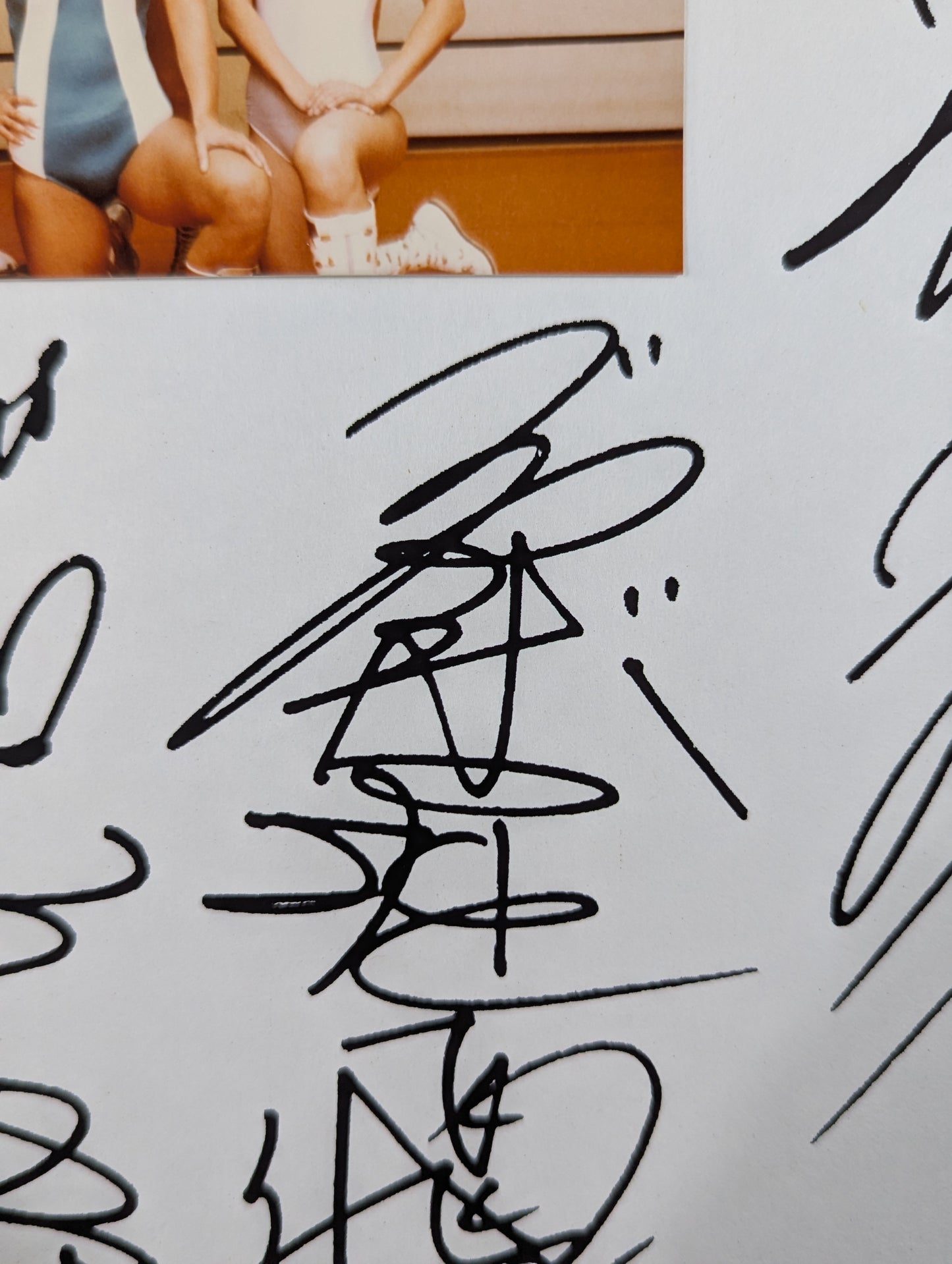 全日本女子プロレス プリントサイン寄せ書き(生写真貼付)