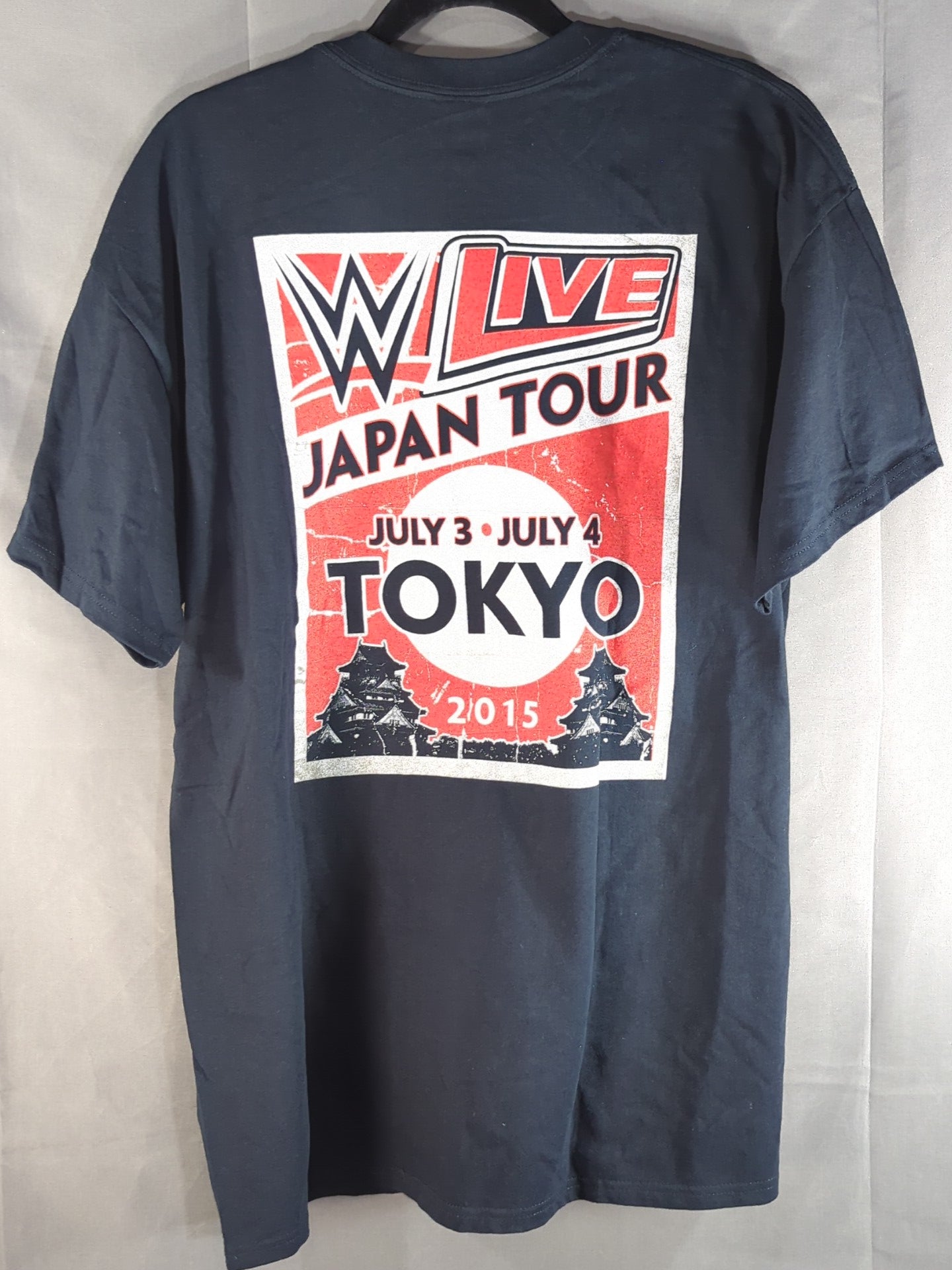 WWE LIVE JAPAN TOUR 2015「THE BEAST IS BACK」ピクチャーTシャツ(WWE(2015) / ブラック)