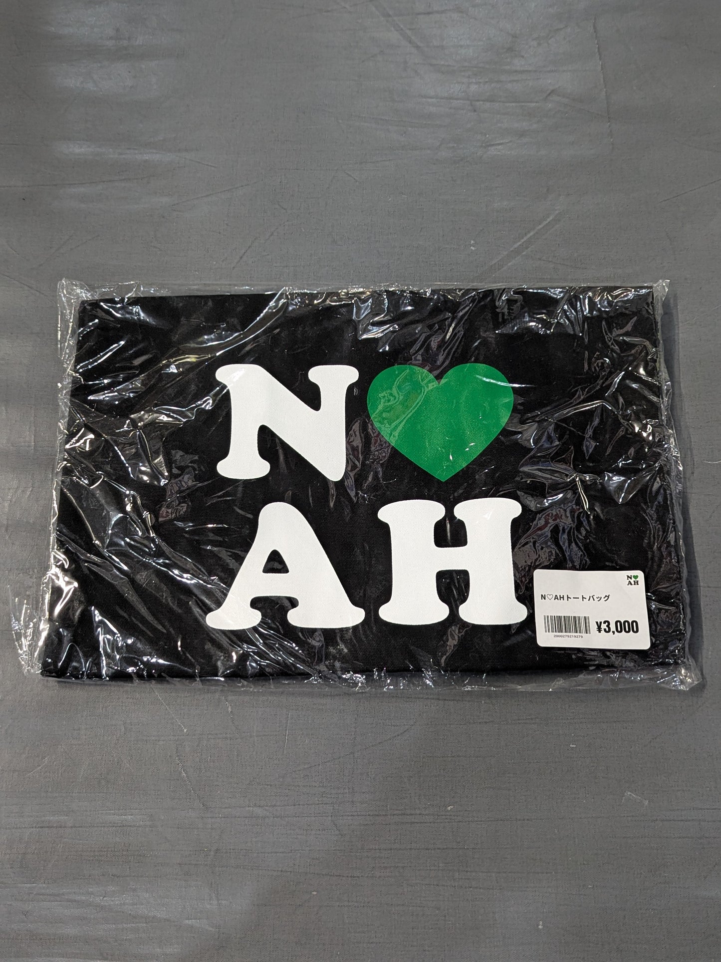 N♡AH トートバッグ