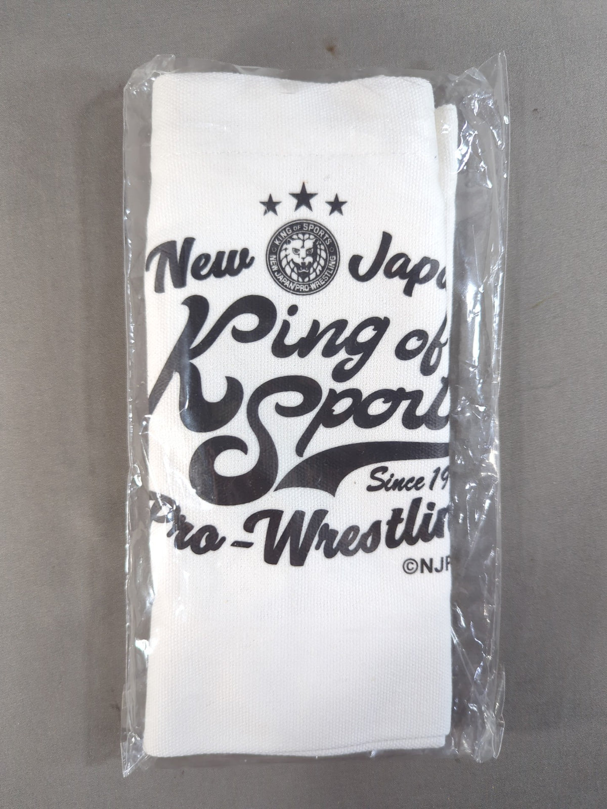 New Japan Pro Wrestling  Lunch Tote Lion Mark