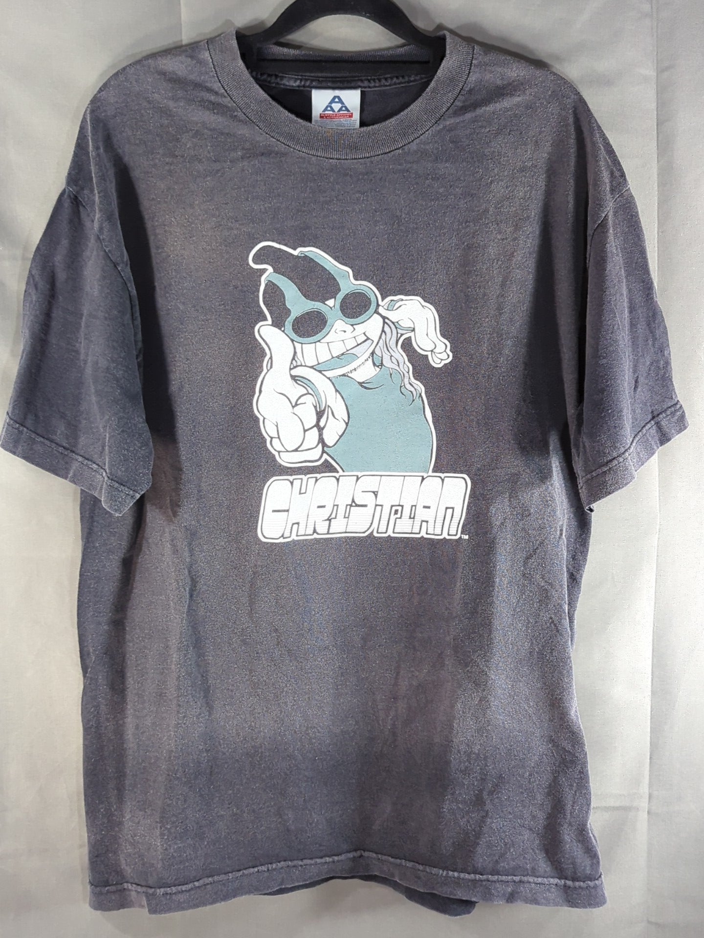 クリスチャン「DuDe, you're A Total Chump Stain!」イラストTシャツ(WWF(2002) / ブラック)