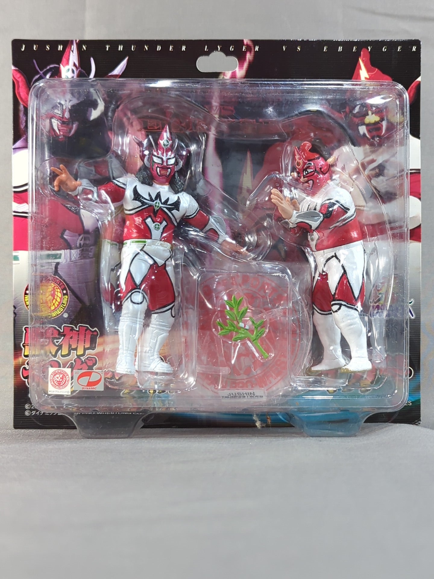 Jushin Thunder Liger  vs Ebeiger (Red)