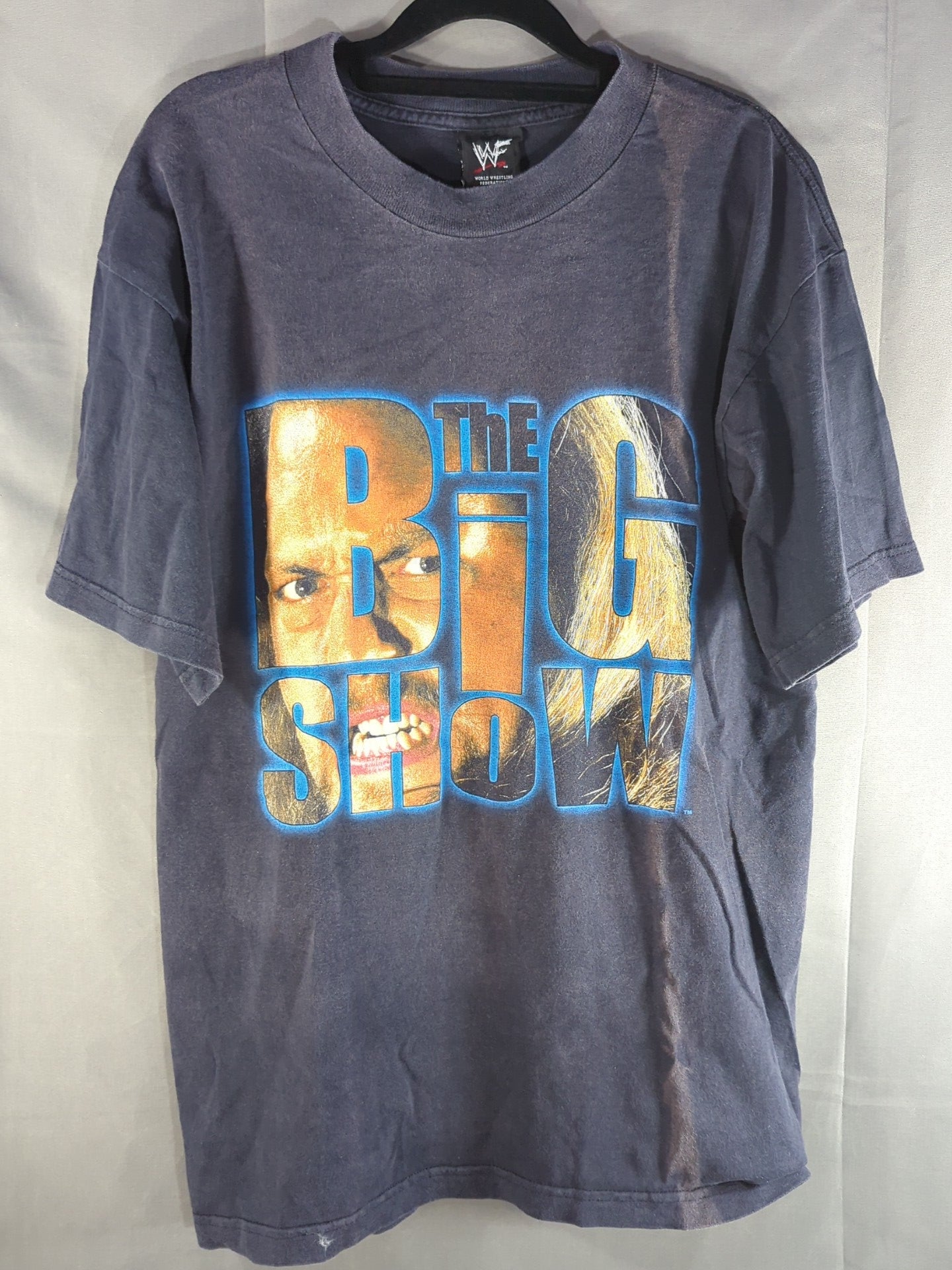 ビッグ・ショー「iT'S SHOW TiME!」ピクチャーTシャツ(WWF(1990s) / ブラック)