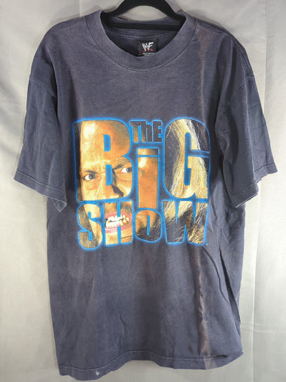 ビッグ・ショー「iT'S SHOW TiME!」ピクチャーTシャツ(WWF(1990s) / ブラック)
