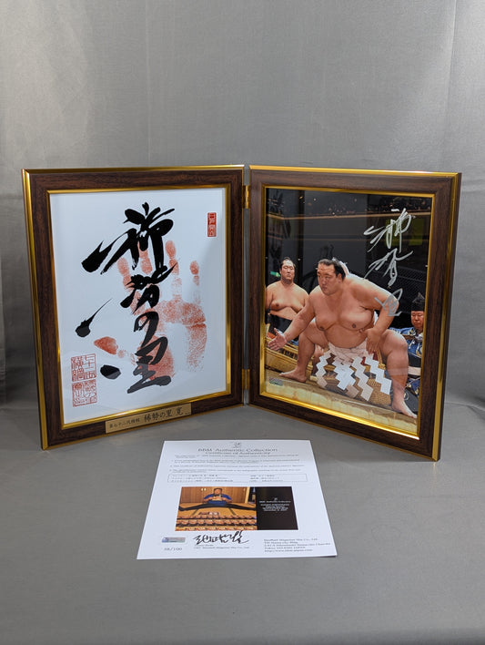★BBM 限定100★ 第七十二代横綱 稀勢の里 寛 引退記念 直筆サイン入りフォトパネル（2連式）