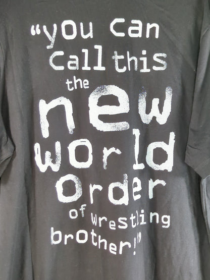 ハルク・ホーガン×アウトサイダーズ「nWo begins」ピクチャーTシャツ(WWE(2010s) / ブラック)