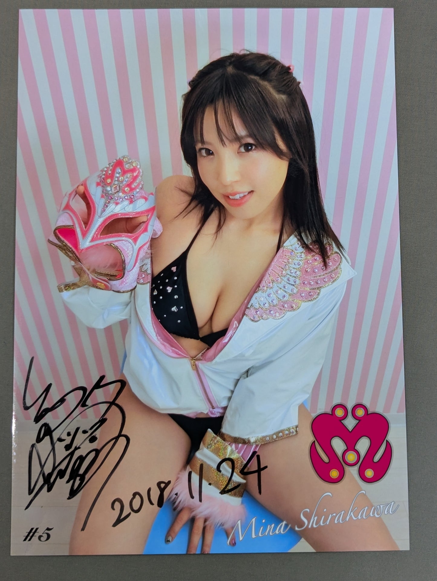 Mina Shirakawa  hand signed autograph Pro-Photo (A-5)
