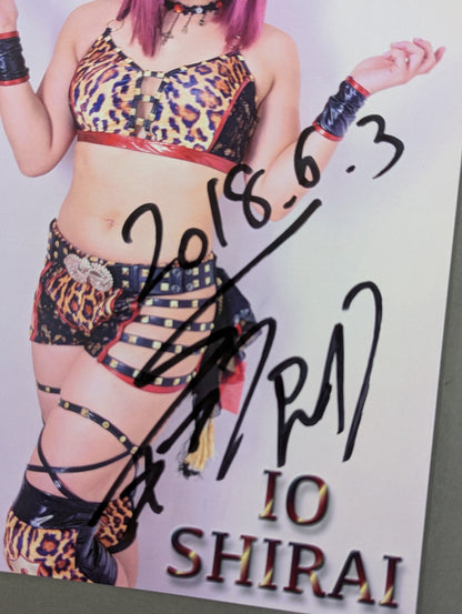 Io Shirai (Iyo Sky)  hand signed autograph Pro-Photo (A-2)