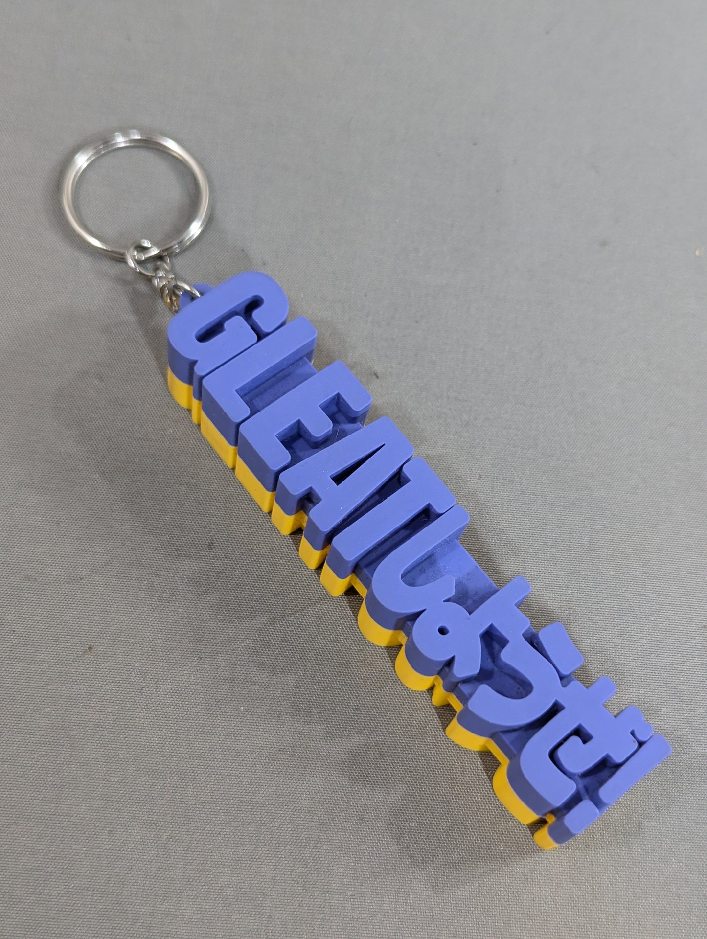 GLEAT  "Let's GLEAT !" 3D Rubber Keychain
