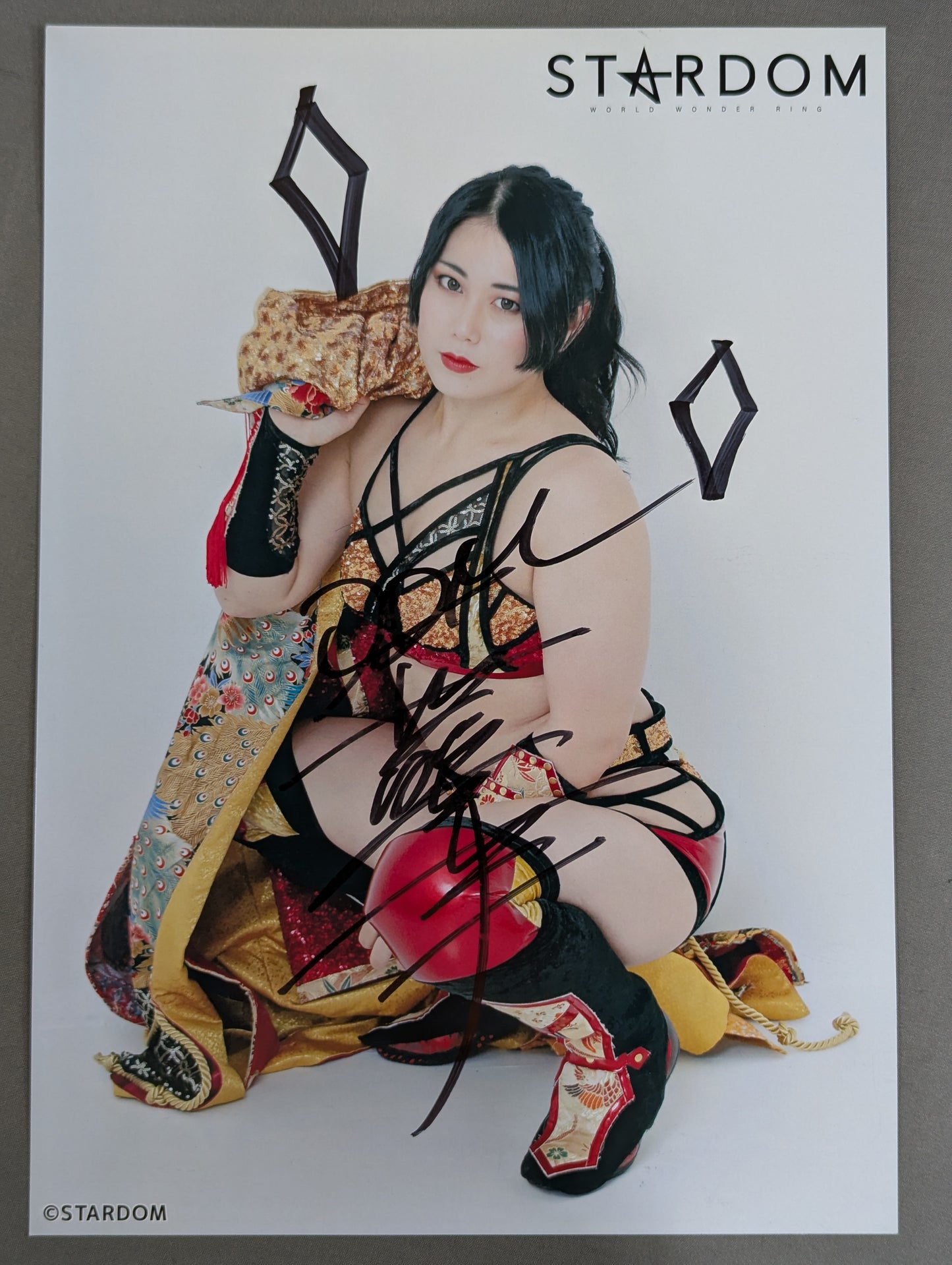 舞華 直筆サイン入り スターダムポートレート(T-2)