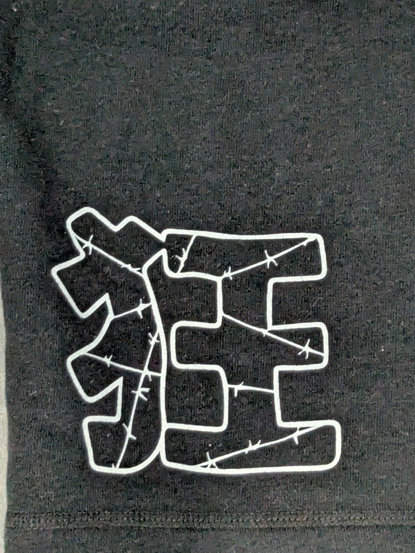 ★黄昏番長★ 葛西純「SHUT UP AND CRAZY」スウェットハーフパンツ(ブラック×イエロー)