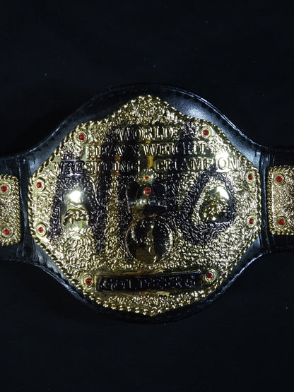 WCW世界ヘビー級王座チャンピオンベルト(nWoモデル・BIG GOLD・ミニサイズ)