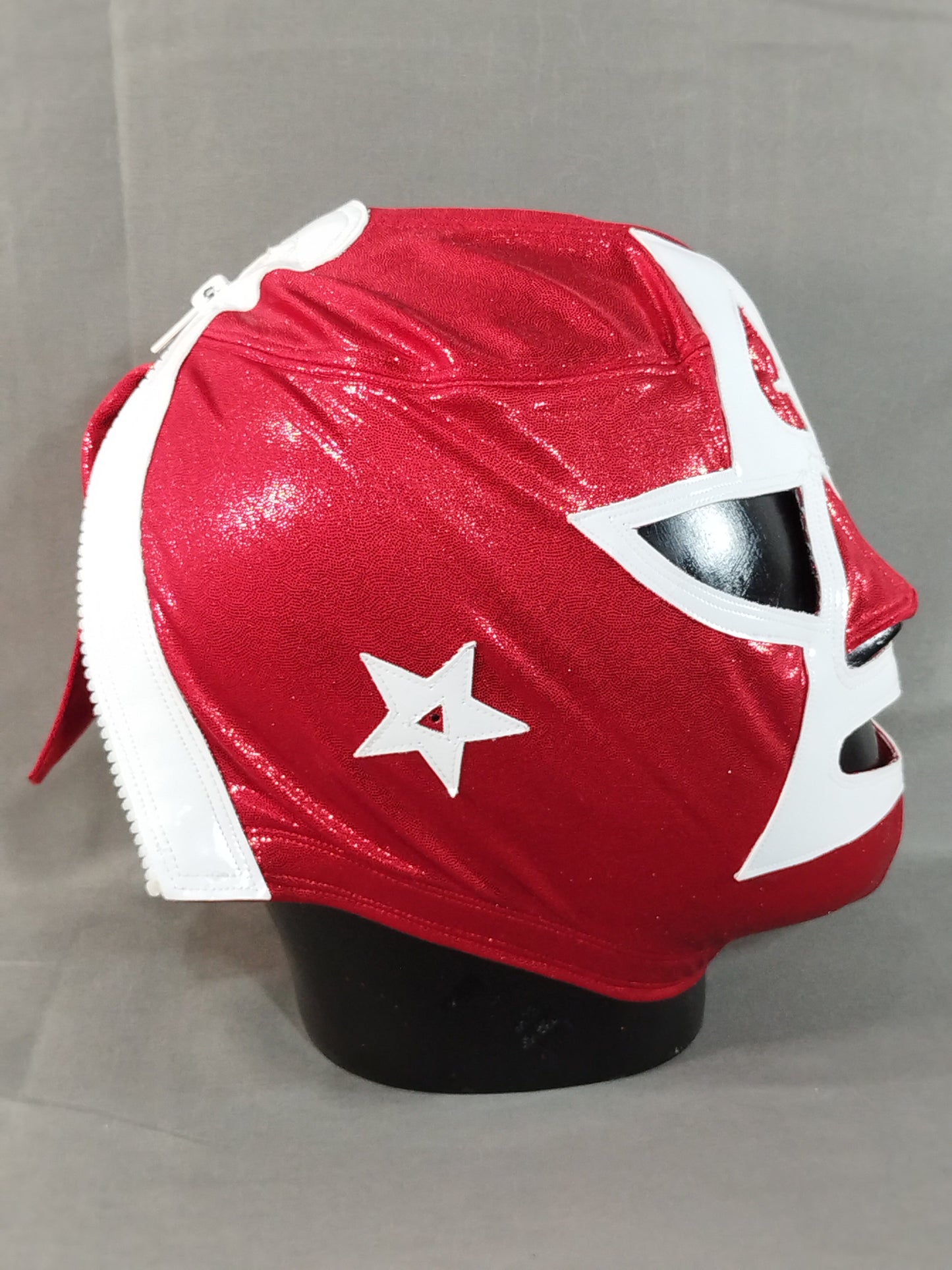 Mil Mascaras 