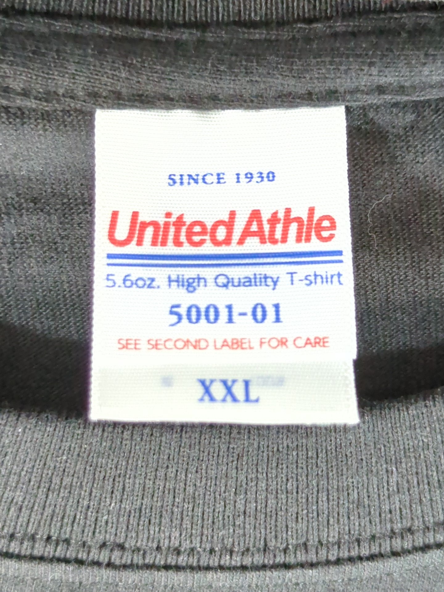 ランス・アーチャー＆アレックス・ゼイン「MONSTER SAUCE」イラストTシャツ(ブラック)