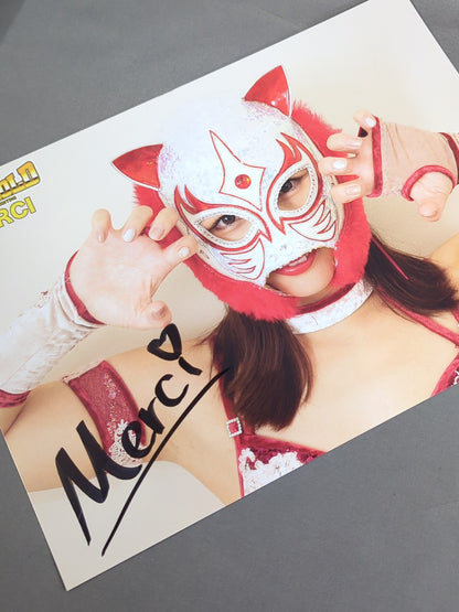 Merci hand signed autograph Pro-Photo (F-4)