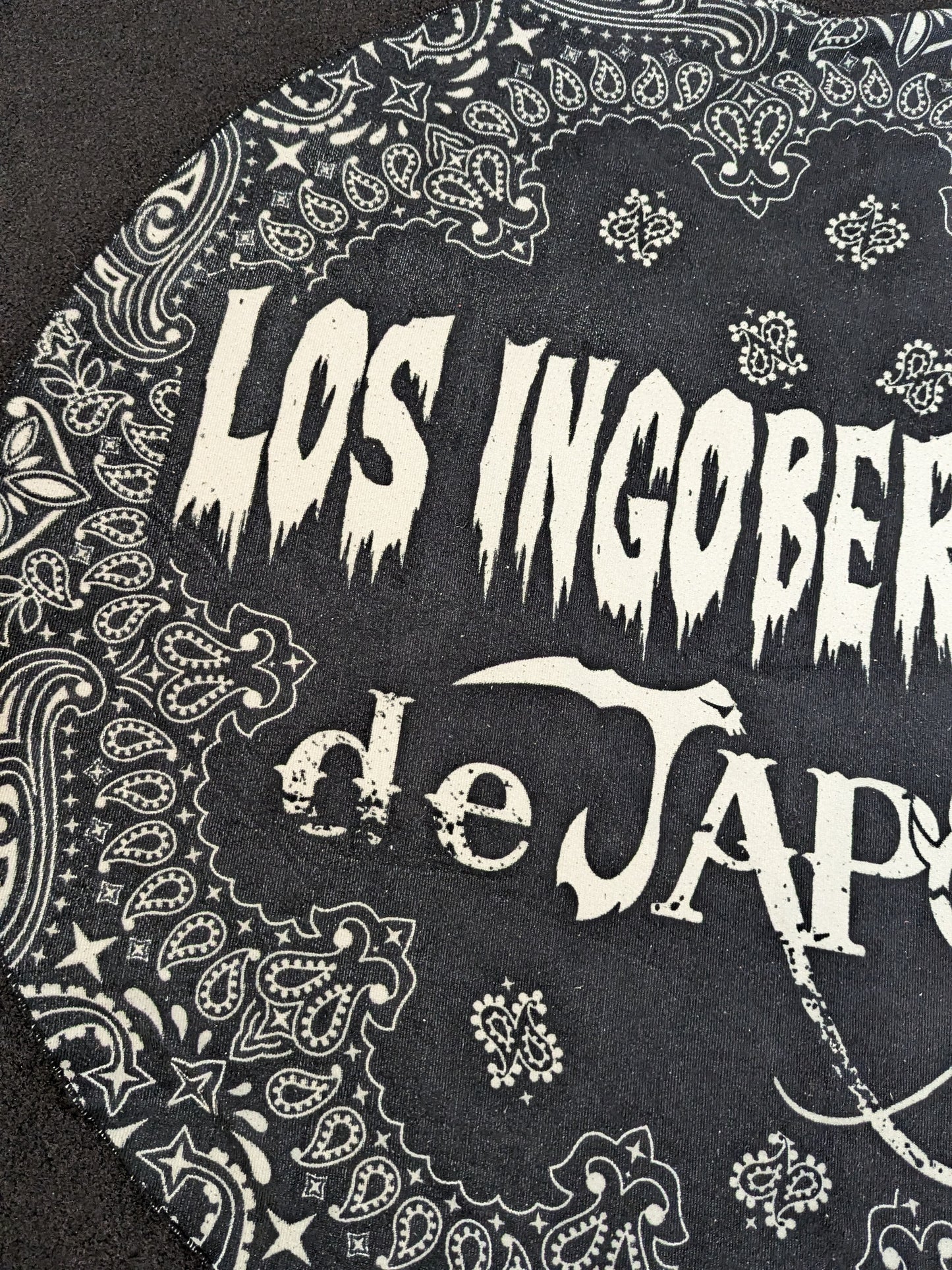 LOS INGOBERNABLES de JAPON  Circle Towel