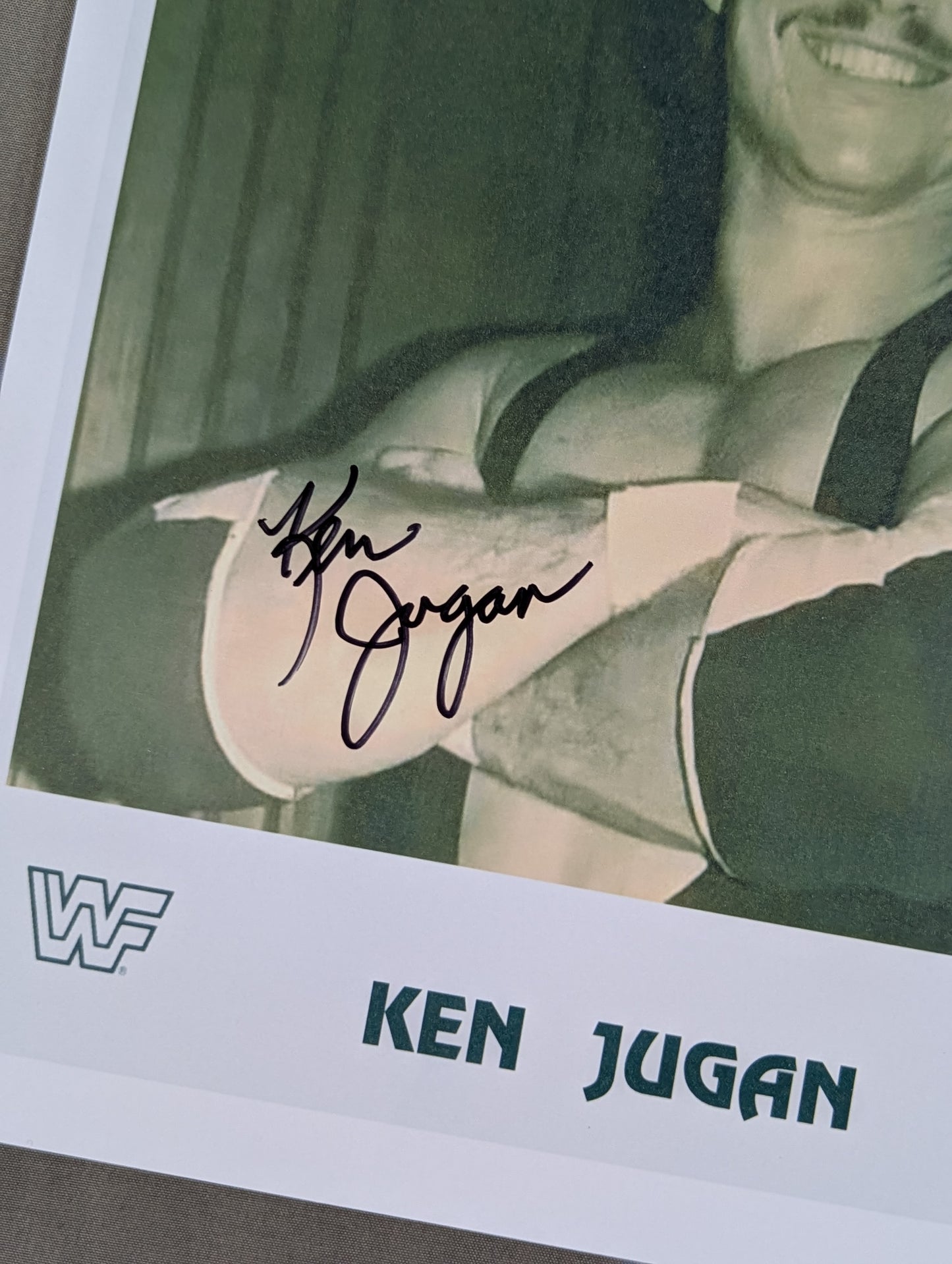 Ken Joo-gang hand signed autograph  Black and White Pro-Photo 