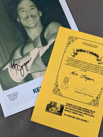 Ken Joo-gang hand signed autograph  Black and White Pro-Photo 