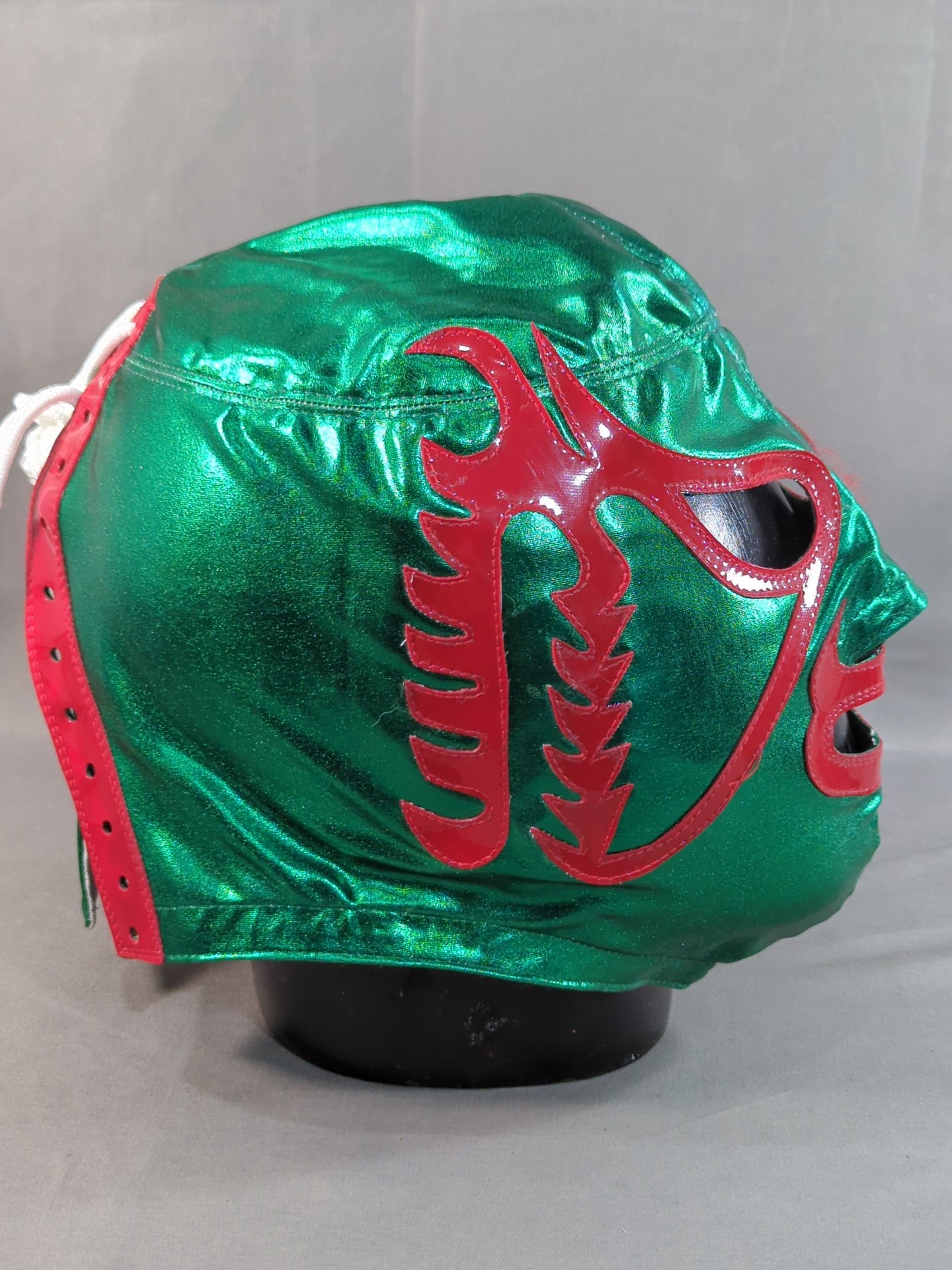 Mil Mascaras 