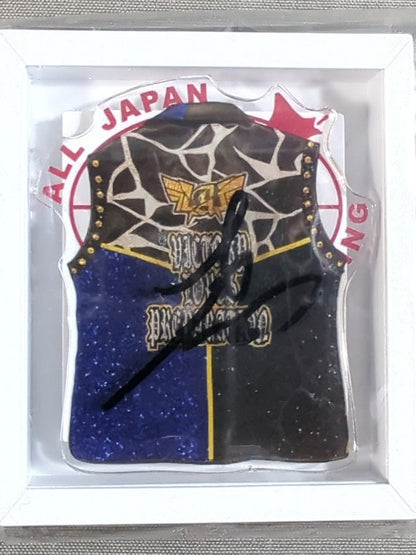 【hand signed autograph】 Yuma Aoyagi  Costume Frame II