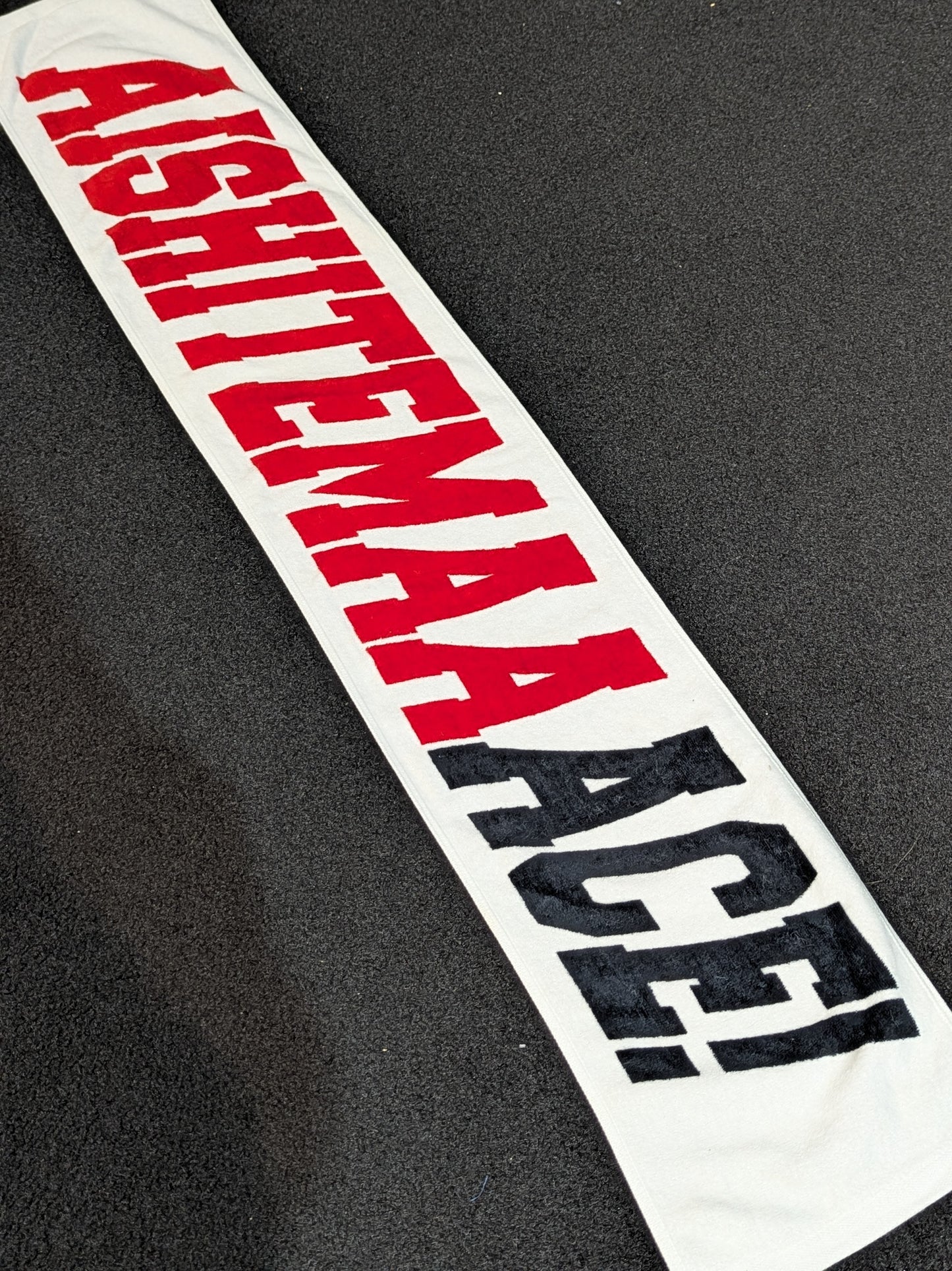 Hiroshi Tanahashi  "AISHITEMAAACE!" Muffler Towel