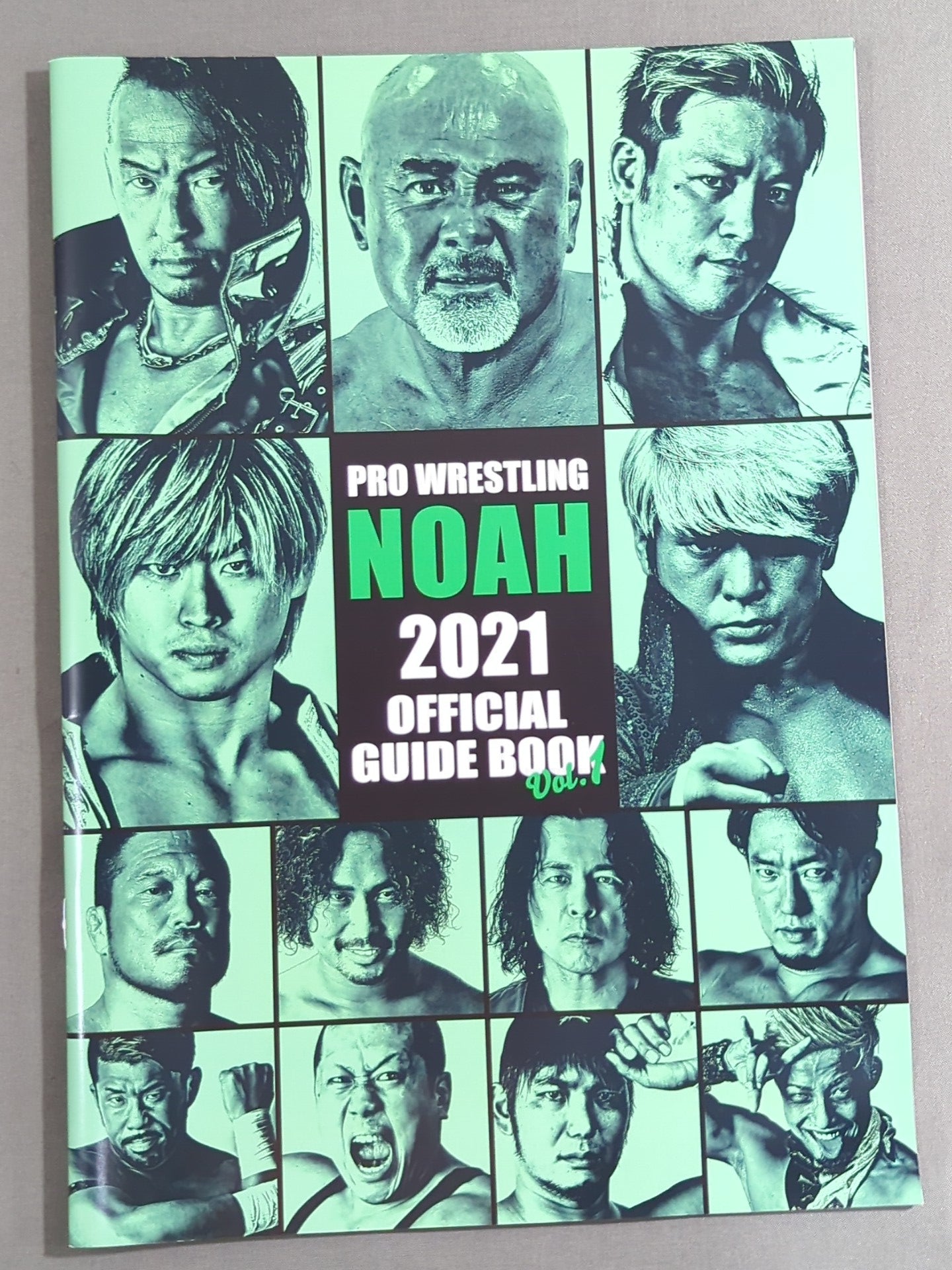 NOAH / 2021 OFFICIAL GUIDE BOOK vol.1