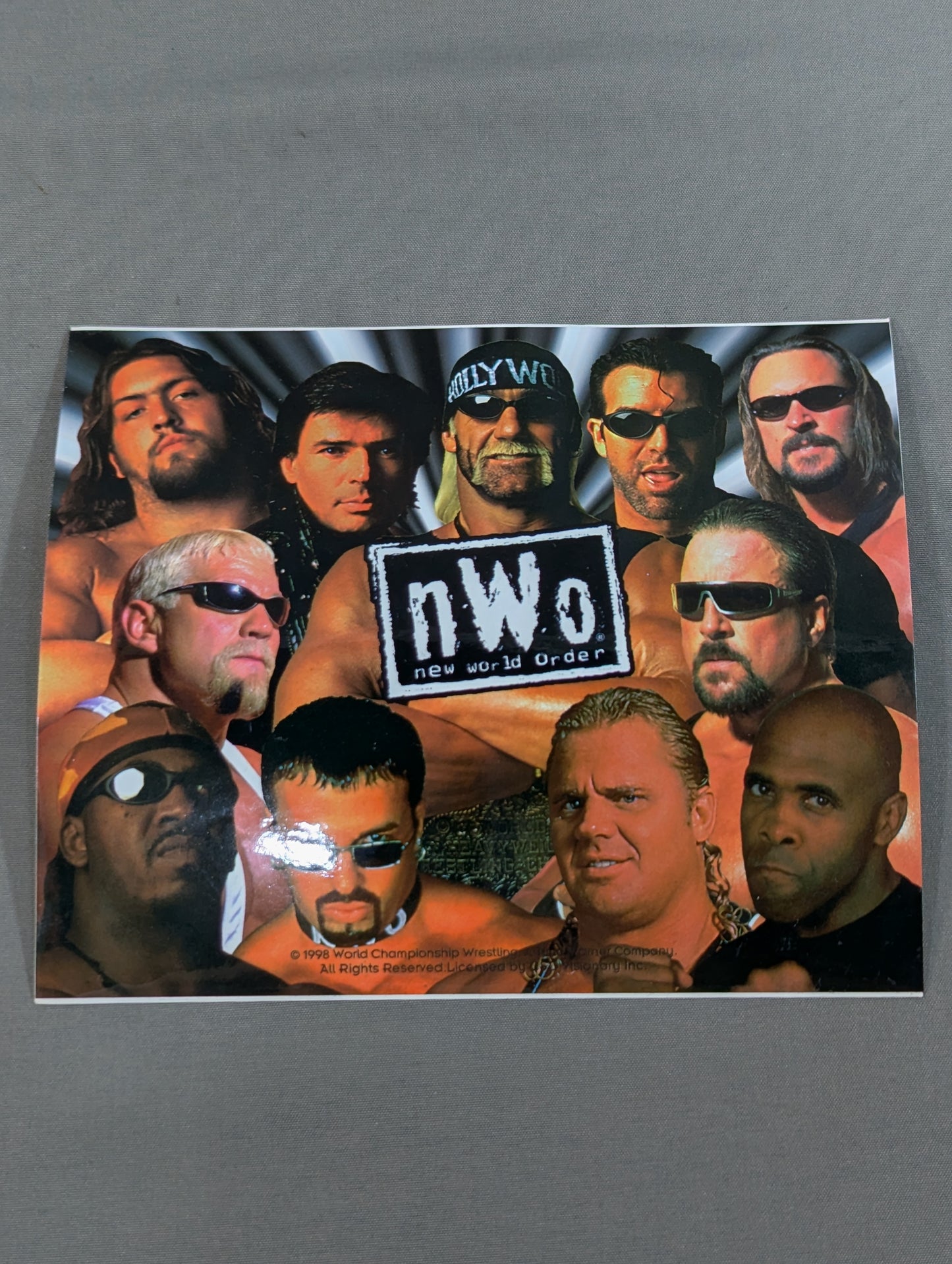 nWo ステッカー