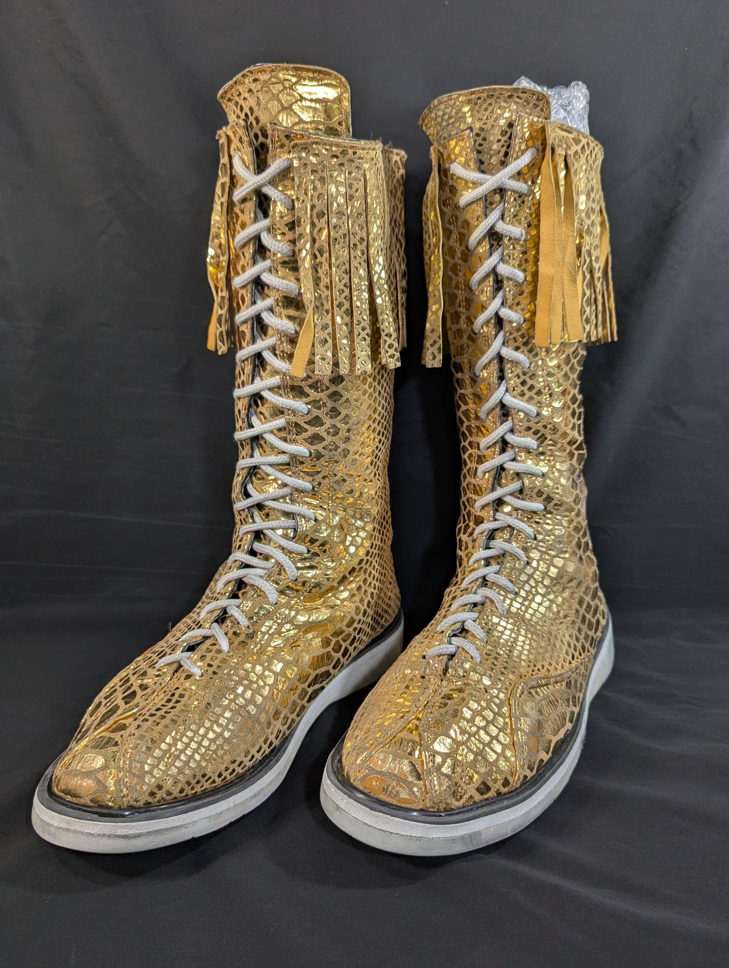 Magnus ★ worn by him ring shoes ★