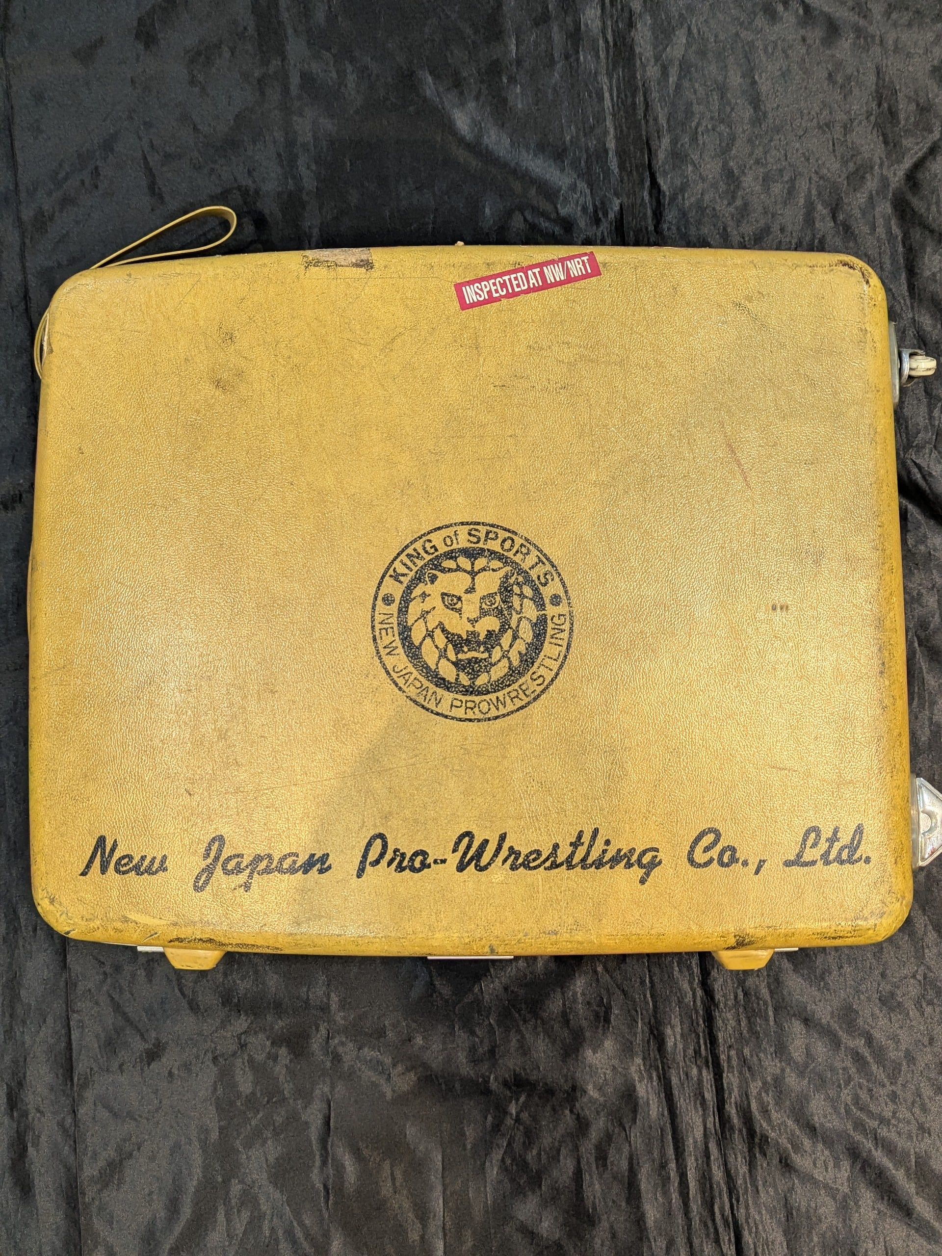 ☆非売品☆ 新日本プロレス 実使用 選手支給スーツケース – 闘道館