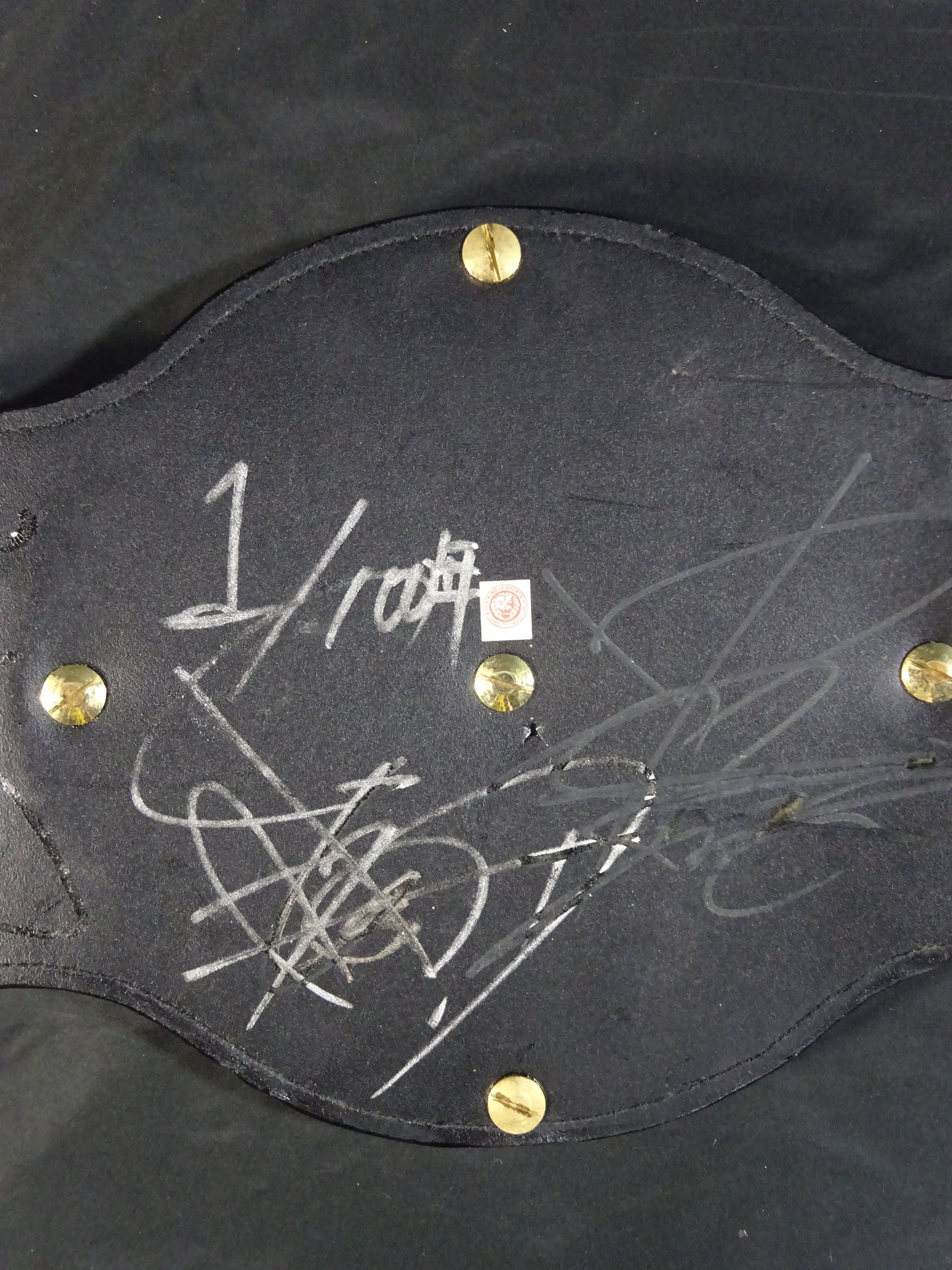 ★ 7 IWGP Champions fighters hand signed autograph !! ★ The first IWGP heavy weight championship belt