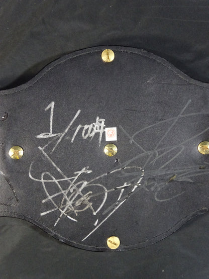 ★ 7 IWGP Champions fighters hand signed autograph !! ★ The first IWGP heavy weight championship belt