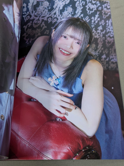 【直筆サイン入り】岩谷麻優 写真集 innocent