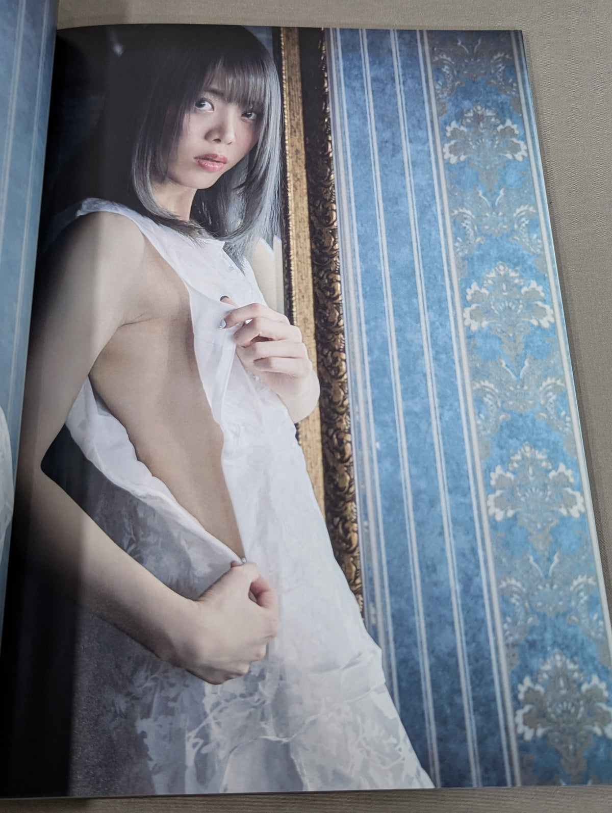 【直筆サイン入り】岩谷麻優 写真集 innocent