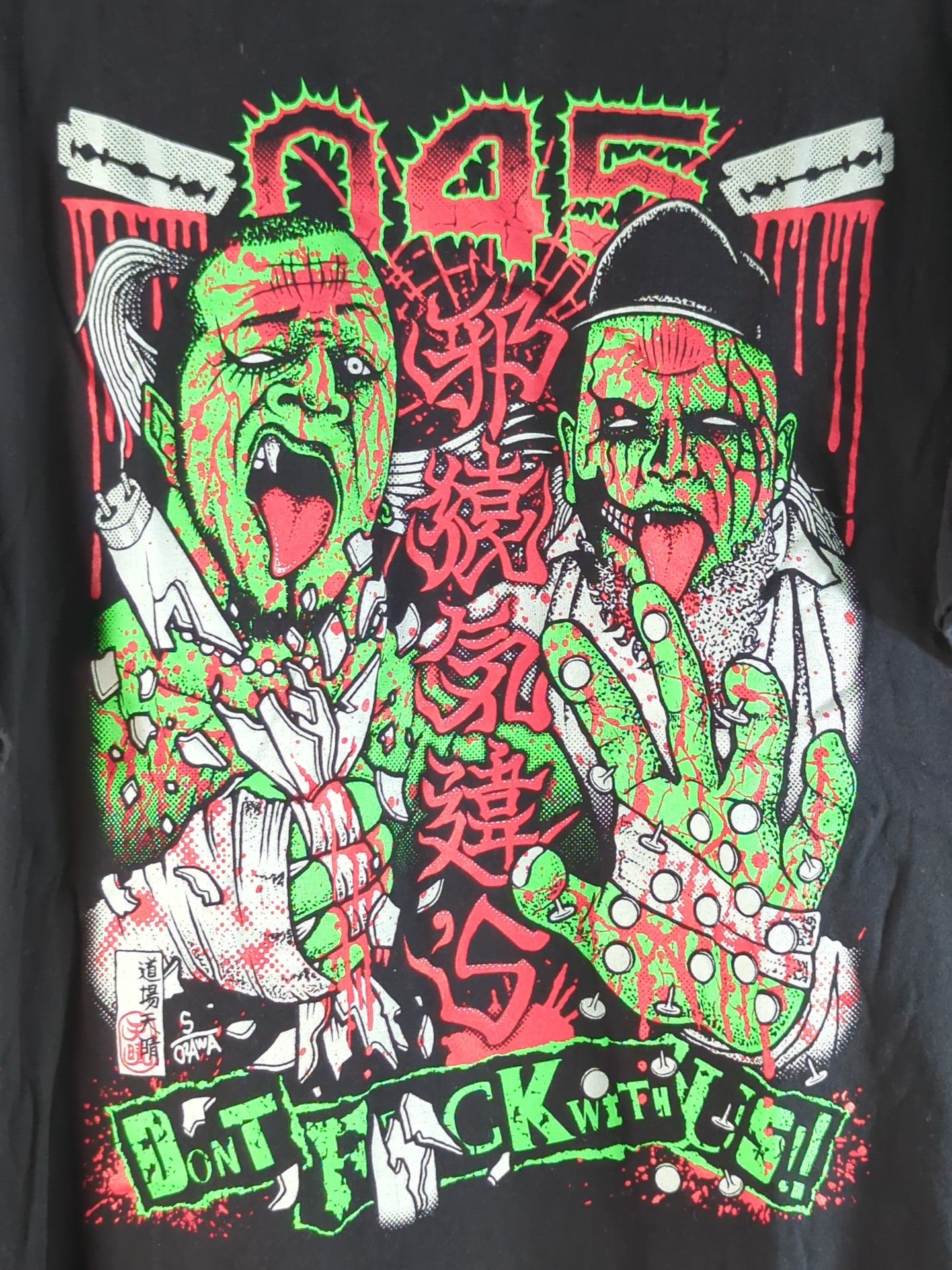 葛西純＆”黒天使”沼澤邪鬼「045邪猿気違’s」イラストTシャツ